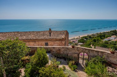 Cupra Marittima (18 Aralık 1862 'ye kadar Marano), İtalya' nın Ascoli Piceno eyaletinde yer alan bir şehirdir..