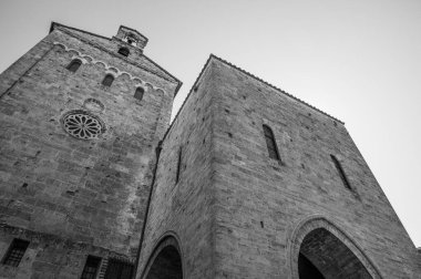 Santa Maria Annunziata Katedrali, Anagni Piskoposluğu 'nun piskoposluk merkezi olan Anagni' de Katolik ibadetinin başlıca yeridir..