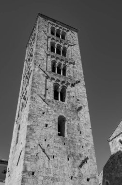 Santa Maria Annunziata Katedrali, Anagni Piskoposluğu 'nun piskoposluk merkezi olan Anagni' de Katolik ibadetinin başlıca yeridir..