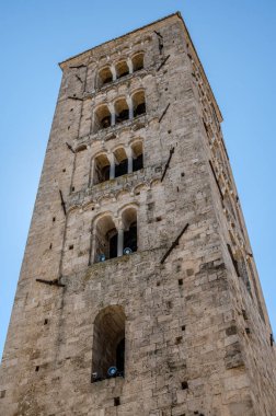 Santa Maria Annunziata Katedrali, Anagni Piskoposluğu 'nun piskoposluk merkezi olan Anagni' de Katolik ibadetinin başlıca yeridir..