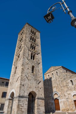 Santa Maria Annunziata Katedrali, Anagni Piskoposluğu 'nun piskoposluk merkezi olan Anagni' de Katolik ibadetinin başlıca yeridir..