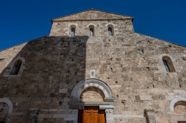 Santa Maria Annunziata Katedrali, Anagni Piskoposluğu 'nun piskoposluk merkezi olan Anagni' de Katolik ibadetinin başlıca yeridir..