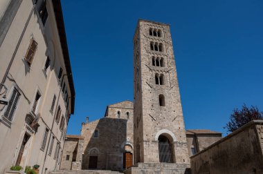 Santa Maria Annunziata Katedrali, Anagni Piskoposluğu 'nun piskoposluk merkezi olan Anagni' de Katolik ibadetinin başlıca yeridir..