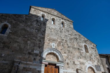 Santa Maria Annunziata Katedrali, Anagni Piskoposluğu 'nun piskoposluk merkezi olan Anagni' de Katolik ibadetinin başlıca yeridir..