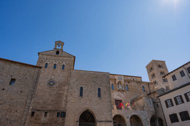 Santa Maria Annunziata Katedrali, Anagni Piskoposluğu 'nun piskoposluk merkezi olan Anagni' de Katolik ibadetinin başlıca yeridir..