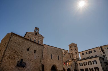Santa Maria Annunziata Katedrali, Anagni Piskoposluğu 'nun piskoposluk merkezi olan Anagni' de Katolik ibadetinin başlıca yeridir..