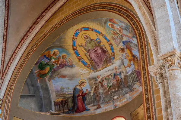 Santa Maria Annunziata Katedrali, Anagni Piskoposluğu 'nun piskoposluk merkezi olan Anagni' de Katolik ibadetinin başlıca yeridir..