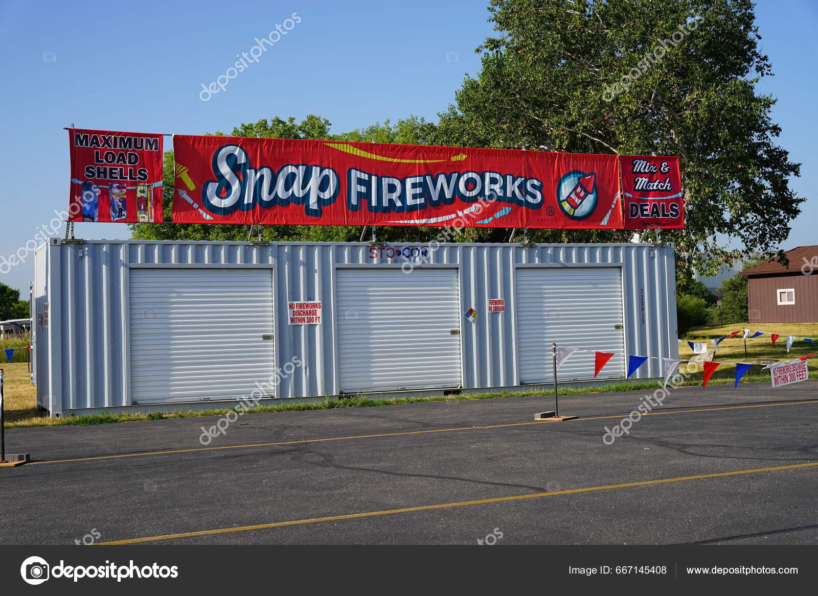 Crosse Wisconsin Usa July 3Rd 2023 Snap Fireworks Stores Selling