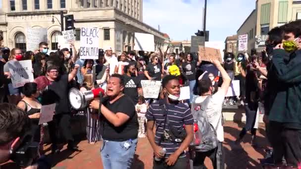 Midwest Black Vive Matéria Coalizão Protestando Nas Ruas Cantando Vidas — Vídeo de Stock