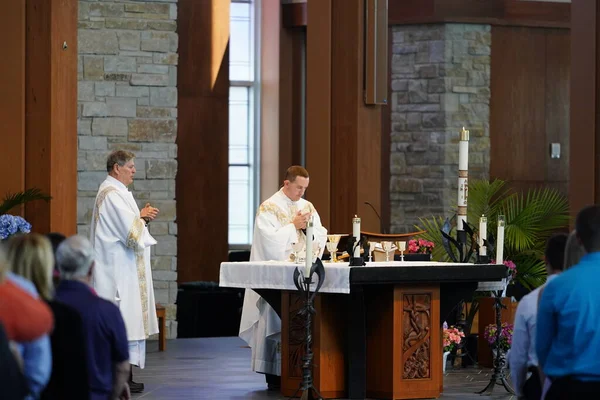 Fond Lac Wisconsin États Unis Juin 2020 Messe Communion Religieuse — Photo