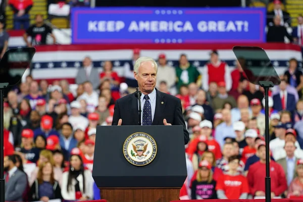 stock image Milwaukee, Wisconsin / USA - January 14th, 2020: Ron Johnson Wisconsin Republican Senator gave a powerful speech at President Donald Trump Rally at UW-Milwaukee Panther Arena to a crowd of supporters