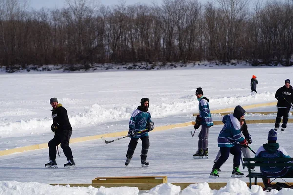 Oshkosh Wisconsin Abd Şubat 2023 Buz Tutmuş Bir Göl Üzerinde — Stok fotoğraf