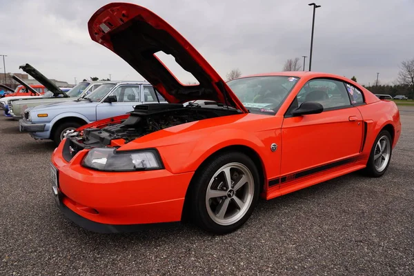 Baraboo Wisconsin États Unis Avril 2022 Des Voitures Ford Mustang — Photo
