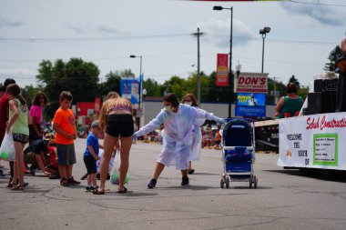 Geleneksel Renk Geçidi