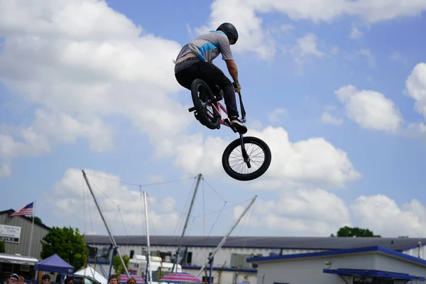 Fond Lac Wisconsin Usa July 14Th 2019 Bicycle Stuntmen Bmx — Stock Photo, Image