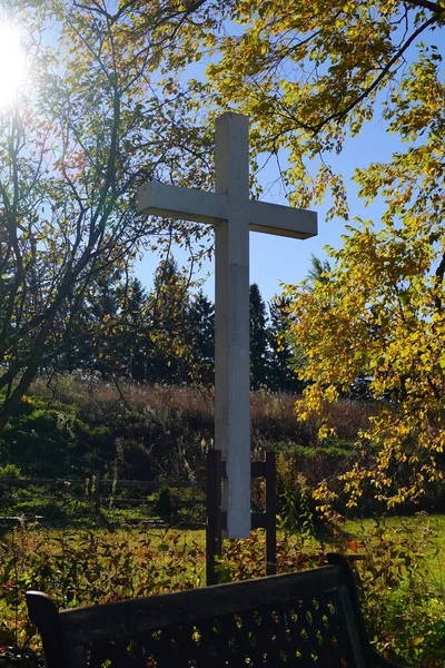 Biały Święty Krzyż Chrześcijański Stojący Wsi Fond Lac Wisconsin — Zdjęcie stockowe