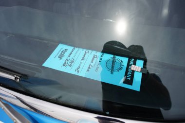 Wisconsin Dells, Wisconsin USA - 21 Mayıs 2022: Birçok kişi Mt. Otomatik Hareket sırasında Olimpos.