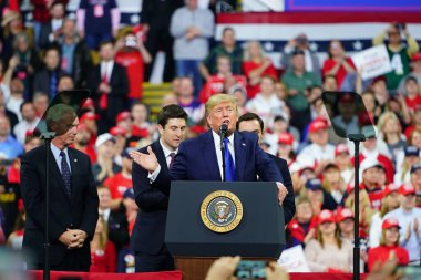 Milwaukee, Wisconsin / ABD - 14 Ocak 2020: 45. Başkan Donald John Trump, UW-Milwaukee Panter Arena 'da güçlü bir muhafazakar miting düzenledi..