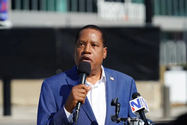 stock image Milwaukee, Wisconsin USA - August 23rd, 2023: Conservative Radio Host Larry Elder gave interviews to press and media at the 2024 Presidential Republican debate at the Fiserv Forum.