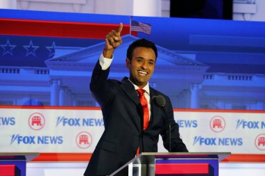 Milwaukee, Wisconsin ABD - 23 Ağustos 2023: Vivek Ramaswamy Amerikalı girişimci 2024 Cumhuriyetçi Başkanlık tartışmasına katıldı.