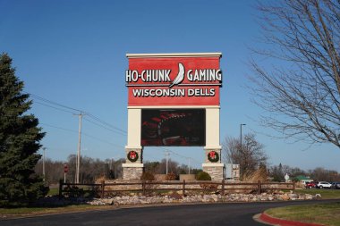 Baraboo, Wisconsin ABD - 14 Nisan 2023: Ho-Chunk Wisconsin Dells Kumarhanesi.