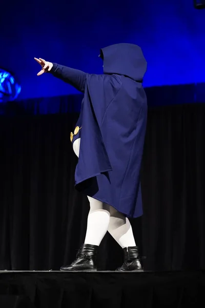 Мілуокі Штат Вісконсин Сша Лютого 2020 Року Жінка Одягнена Костюми — стокове фото