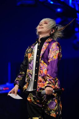 Milwaukee, Wisconsin ABD - 13 Şubat 2020: Japon görsel Kei rock grubu ACME ilk yurtdışı konserini Wisconsin Center 'daki Anime Milwaukee' de verdi..