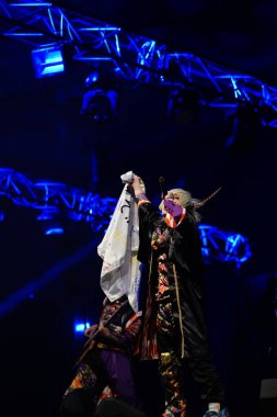 Milwaukee, Wisconsin ABD - 13 Şubat 2020: Japon görsel Kei rock grubu ACME ilk yurtdışı konserini Wisconsin Center 'daki Anime Milwaukee' de verdi..