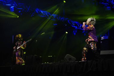 Milwaukee, Wisconsin ABD - 13 Şubat 2020: Japon görsel Kei rock grubu ACME ilk yurtdışı konserini Wisconsin Center 'daki Anime Milwaukee' de verdi..