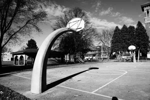 Régi Kosárlabda Pálya Egy Parkban Green Bay Wisconsin — Stock Fotó