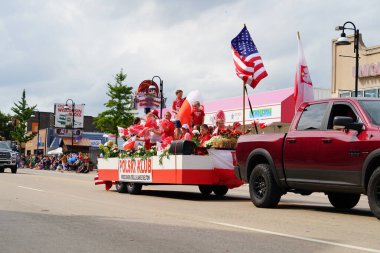 Wisconsin Dells, Wisconsin ABD - 16 Eylül 2023: Wa Zha Wa sonbahar festivali geçidi Wisconsin Dells 