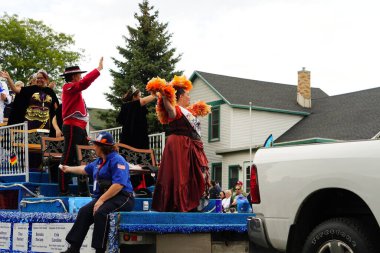 La Crosse, Wisconsin ABD - 1 Ekim 2022 Topluluk Ekim Festivali sırasında bir Alman festivali düzenledi.