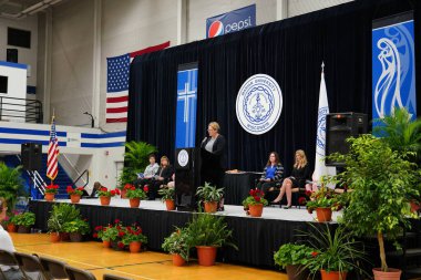  Wisconsin ABD - Wisconsin 'deki Marian Üniversitesi' nde mezuniyet kutlaması, tutkuları eyleme dönüştürme ve ilham verme amaçlı bir eğitim sunan özel bir Katolik Üniversitesi 'dir.