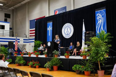  Wisconsin ABD - Wisconsin 'deki Marian Üniversitesi' nde mezuniyet kutlaması, tutkuları eyleme dönüştürme ve ilham verme amaçlı bir eğitim sunan özel bir Katolik Üniversitesi 'dir.