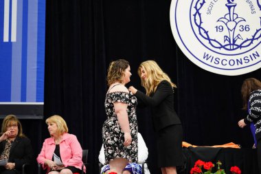  Wisconsin ABD - Wisconsin 'deki Marian Üniversitesi' nde mezuniyet kutlaması, tutkuları eyleme dönüştürme ve ilham verme amaçlı bir eğitim sunan özel bir Katolik Üniversitesi 'dir.