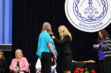  Wisconsin ABD - Wisconsin 'deki Marian Üniversitesi' nde mezuniyet kutlaması, tutkuları eyleme dönüştürme ve ilham verme amaçlı bir eğitim sunan özel bir Katolik Üniversitesi 'dir.