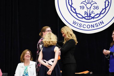  Wisconsin ABD - Wisconsin 'deki Marian Üniversitesi' nde mezuniyet kutlaması, tutkuları eyleme dönüştürme ve ilham verme amaçlı bir eğitim sunan özel bir Katolik Üniversitesi 'dir.