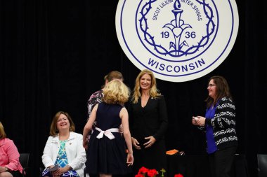  Wisconsin ABD - Wisconsin 'deki Marian Üniversitesi' nde mezuniyet kutlaması, tutkuları eyleme dönüştürme ve ilham verme amaçlı bir eğitim sunan özel bir Katolik Üniversitesi 'dir.