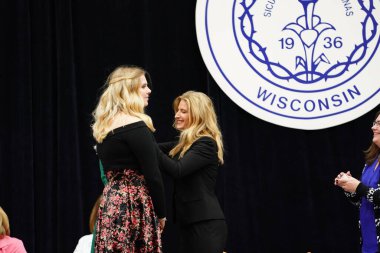  Wisconsin ABD - Wisconsin 'deki Marian Üniversitesi' nde mezuniyet kutlaması, tutkuları eyleme dönüştürme ve ilham verme amaçlı bir eğitim sunan özel bir Katolik Üniversitesi 'dir.