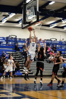 FOND DU LAC, WISCONSIN, CANADA-2023: defter ve Oakfield basketbol oyunu