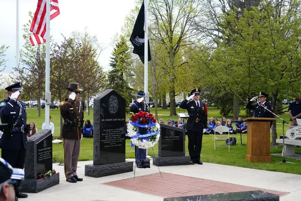 Fond du Lac, Wisconsin / USA - 15 Mayıs 2019: Fond du Lac, Wisconsin Bölgede yaşayan Yerel Polis, İtfaiyeciler ve Eyalet Polis memurlarının şehit düştüğü anma törenini gerçekleştirdi.