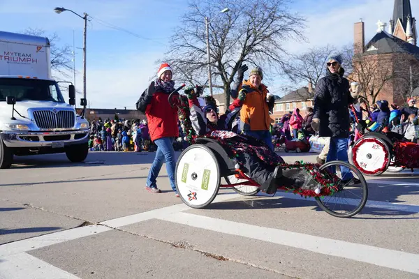 stock image Green Bay, Wisconsin / USA - November 23rd, 2019: Green Bay, Wisconsin Community held their 36th Annual Prevea Green Bay Holiday Parade hosted by Downtown Green Bay.