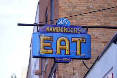 Hamburger için imza ve isim.