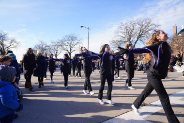 Green Bay, Wisconsin / ABD - 23 Kasım 2019: Green Bay, Wisconsin 'de Green Bay şehir merkezinin düzenlediği 36. Geleneksel Prevea Green Bay Noel Geçidi düzenlendi..