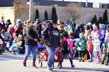 Green Bay, Wisconsin / ABD - 23 Kasım 2019: Green Bay, Wisconsin Community, Green Bay şehir merkezinin düzenlediği 36..