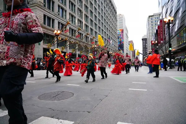 Çin yeni yılı parade