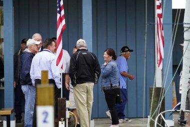 Fond du Lac, Wisconsin ABD - 26 Ağustos 2019: Askeri Takdir Gezisi 'nin 10. Yat Kulübü, onlara Winnebago Gölü' nde benzersiz zaman geçirterek hem aktif asker hem de askeri gazileri onurlandırıyor.