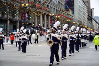 Chicago, Illinois / ABD - 28 Kasım 2019: Refuge Productions a Family Christian Centers yapım şirketi Dan Amca 'nın Chicago Şükran Günü Geçidi' ne katıldı..