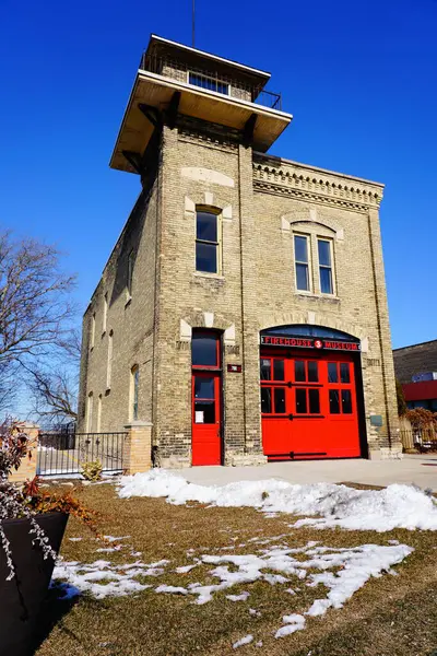 Racine, Wisconsin / ABD - 21 Şubat 2020: İtfaiye 3 müzesi Racine, Wisconsin 'de tarihi bir yer olarak duruyor.
