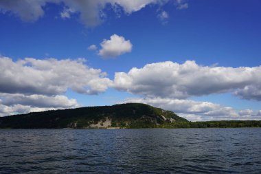 Baraboo, Wisconsin 'deki Devil' s Lake State doğa parkı.